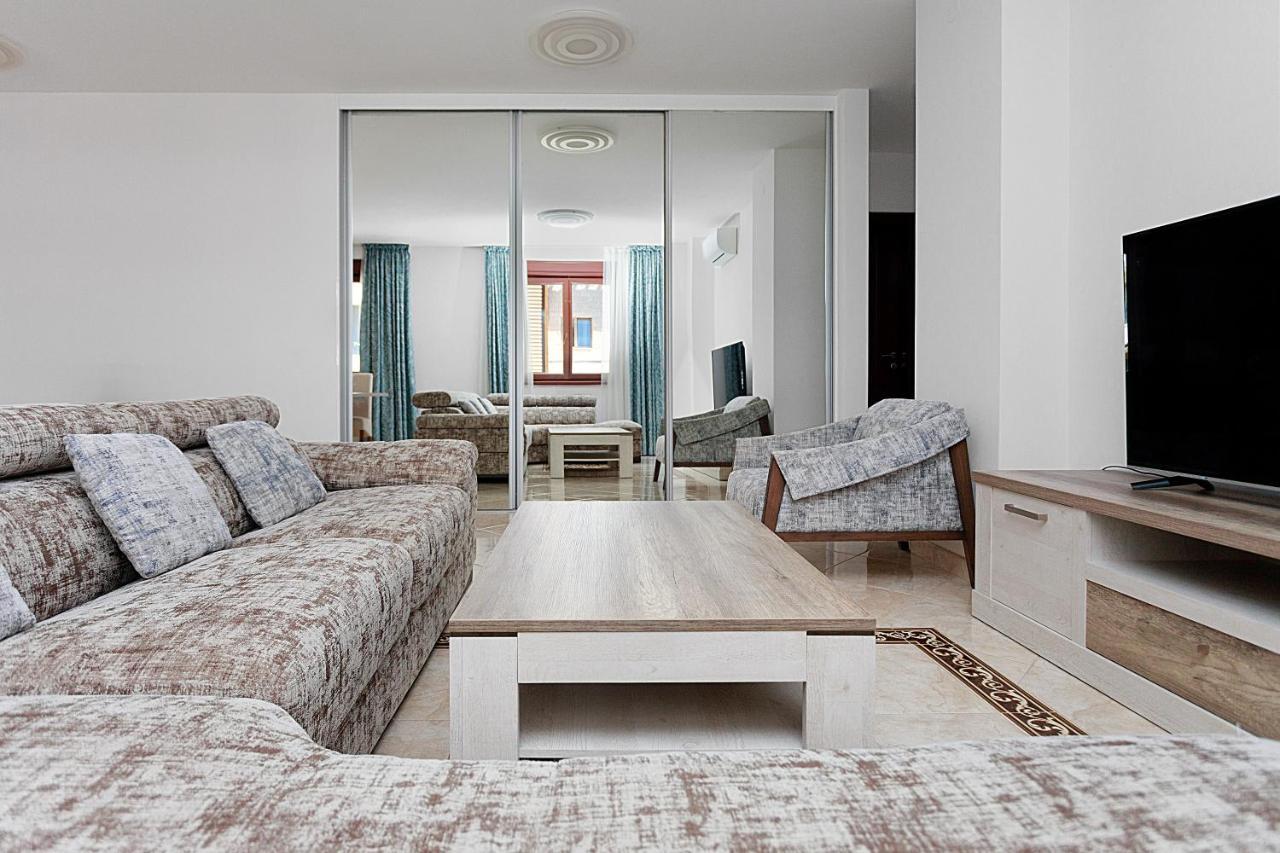 Three Bedroom Spacious Apartment Anatolia Budua Esterno foto